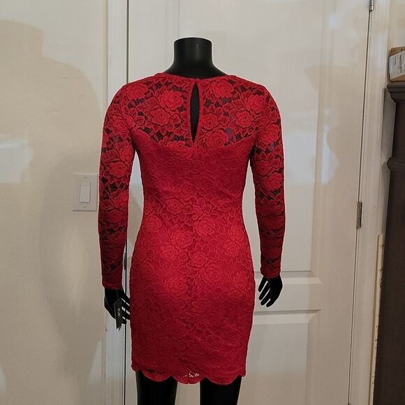 BRAND NEW IZ BYER LONG SLEEVES RED LACE MINI DRESS - Picture 8 of 14